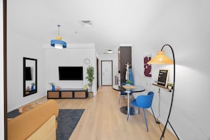 Interior - Emporium Central | Quiet Luxury 1BR | 2x King Beds (Melbourne)
