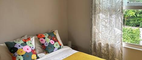 3 Schlafzimmer, Bügeleisen/Bügelbrett, Internetzugang, Bettwäsche