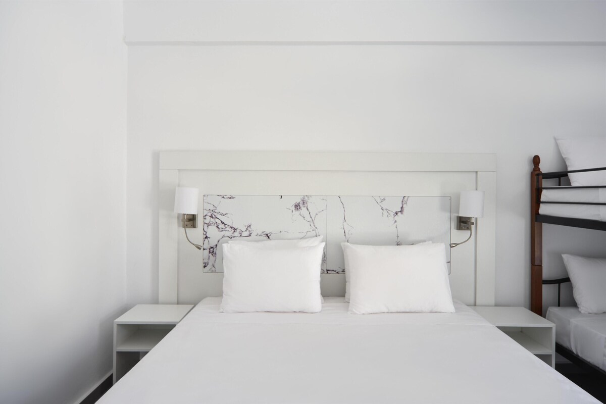 Family Bungalow, Garden View | In-room safe, cribs (free), WiFi (free), bed sheets