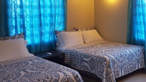 Hus, 3 soverom, tilgjengelighetstilpasset, privat basseng | 3 soverom