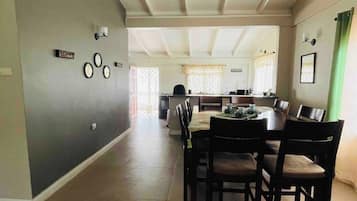 House, 3 Bedrooms, Accessible, Private Pool | Dining room