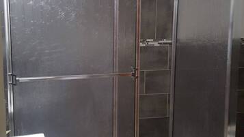 House, 3 Bedrooms, Accessible, Private Pool | Bathroom