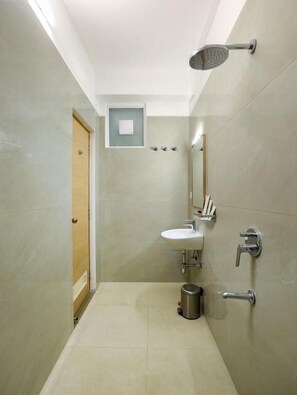 Amenidades de baño gratuitas y toallas 