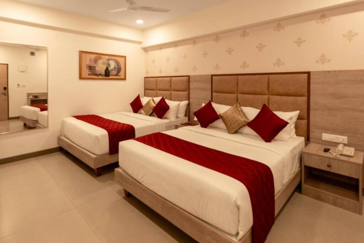 Superior Quadruple Room | Iron/ironing board, free WiFi