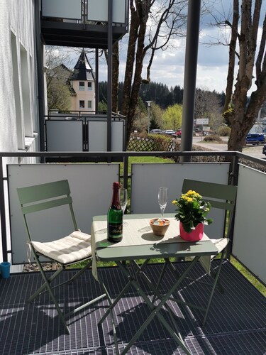 Bergliebe vacation apartment with balcony, in the heart of Oberhof 