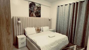 Apartment, 3 Bedrooms, Accessible, Smoking | 3 bedrooms