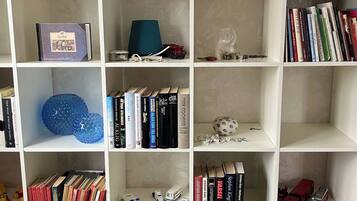 House, 5 Bedrooms, Smoking, Private Pool | Game room