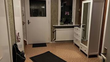 House, 5 Bedrooms, Smoking, Private Pool | Interior