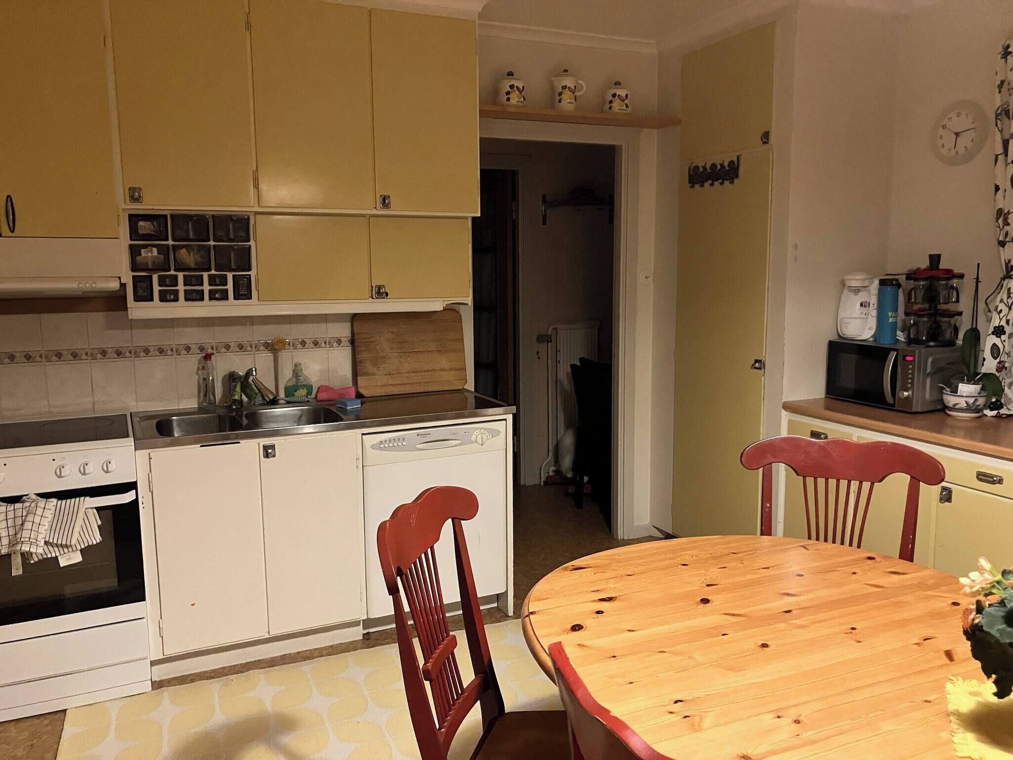 Hus - 5 sovrum - rökare - privat pool | Matsal