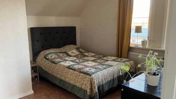 House, 5 Bedrooms, Smoking, Private Pool | 5 bedrooms