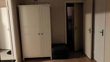 House, 5 Bedrooms, Smoking, Private Pool | Interior