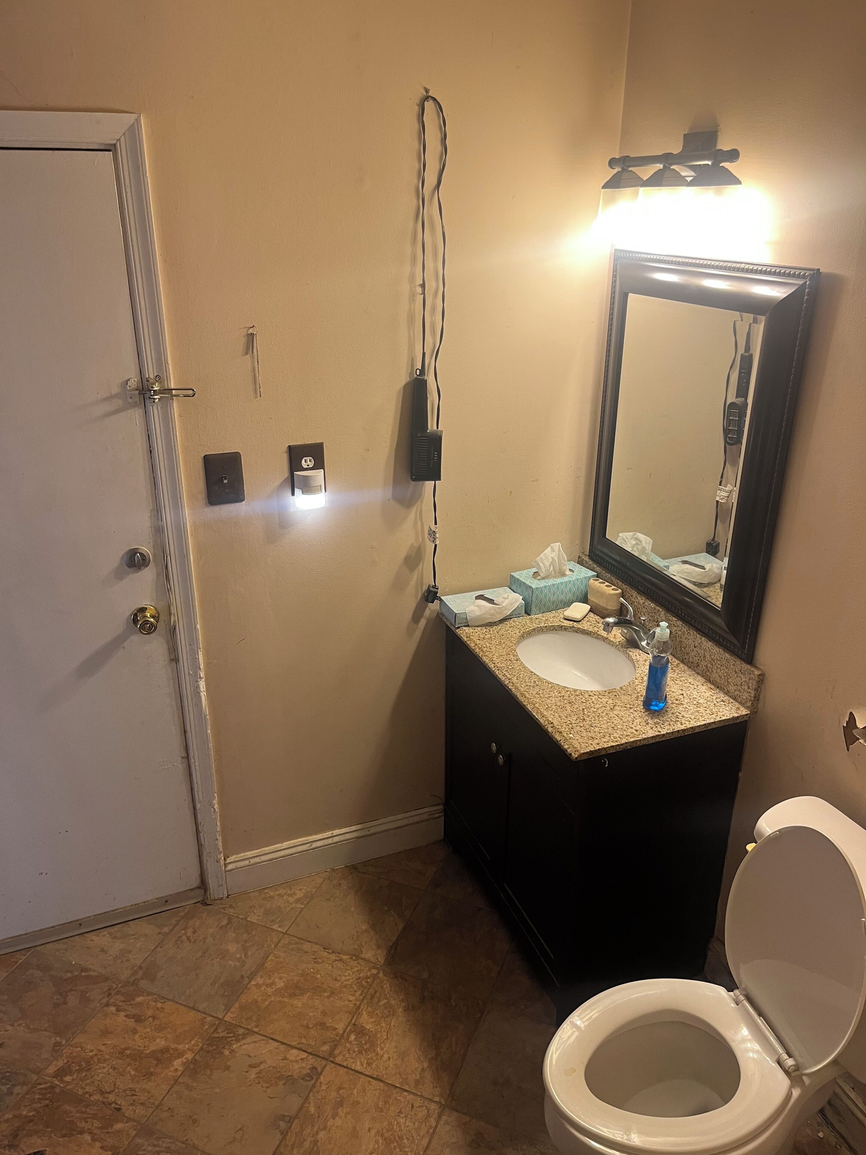 Tranquil 2-bedroom Farmhouse With Indoor And Outdoor Arena With Trails!!! - Maryland