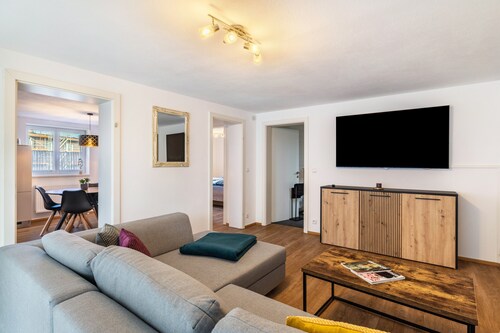 Apartment 'Winder' mit Bergblick, privater Terrasse und WLAN