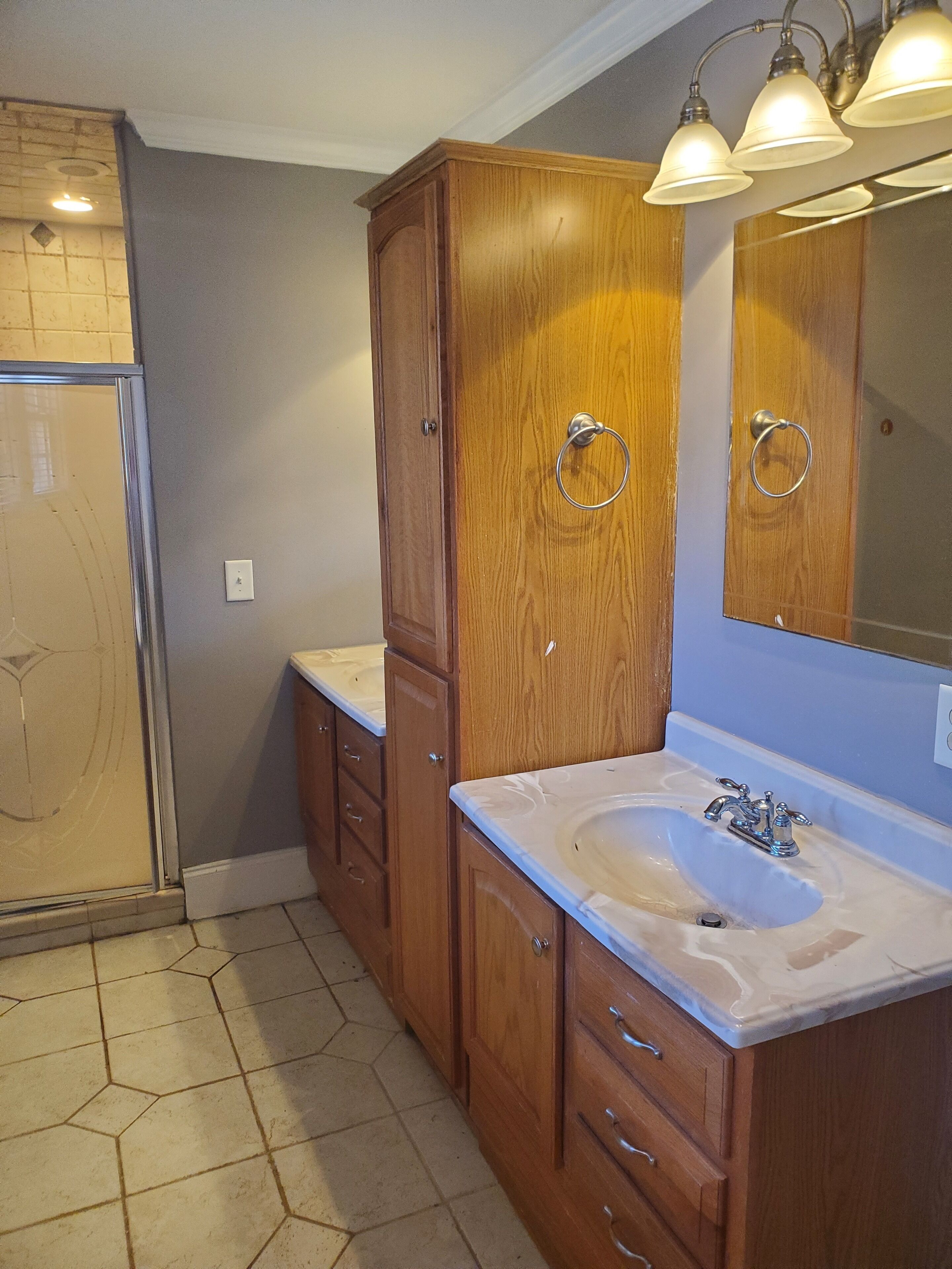 Dusche, Handtücher, Seife, Toilettenpapier