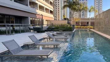 5 piscinas externas