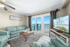 Smart TV - Seacrest #801 --- Beachfront 2BR, Unbeatable Gulf Views, Pool, Hot Tub, Sleep 8 (Gulf Shores)