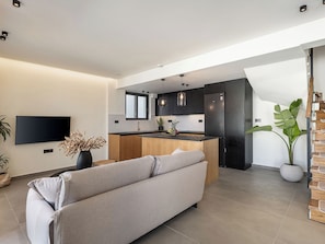 Villa Melody | Living area | Smart TV - Mossa Concept Villas (Daratsos)