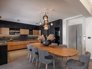 Dining - Mossa Concept Villas (Daratsos)
