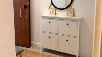 Family Suite, City View | Interior