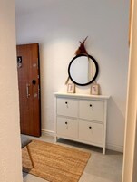 Family Suite, City View | Interior