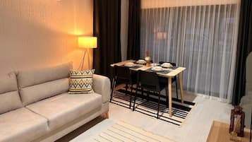 Family Suite, City View | Ruang tamu