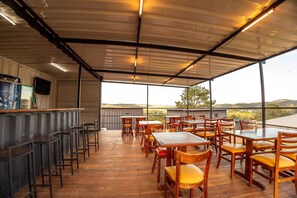 Chalet | Outdoor dining