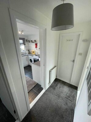 Interior - 1- Bedroom Semi-detached Chalet Uddingston Glasgow (Uddingston)