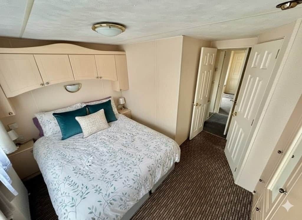 2 soverom, strykejern/-brett, wi-fi og sengetøy