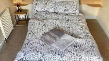 Strykejern/-brett, wi-fi og sengetøy