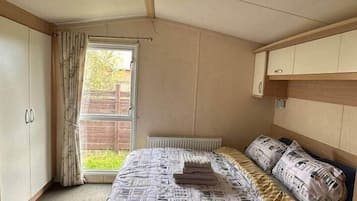 熨斗/熨衫板、Wi-Fi、床單