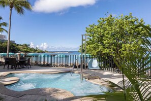 Ulkouima-allas, lämmitetty uima-allas