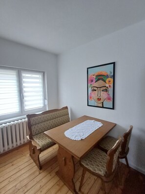 Dining - Relax in Erfurt - Welcome to the Günther vacation apartment! (Erfurt)