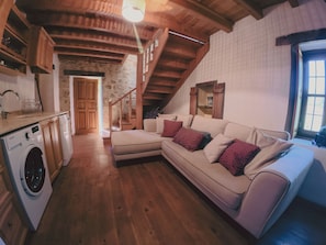 Dúplex tradicional, cocina, vistas al jardín | Zona de estar