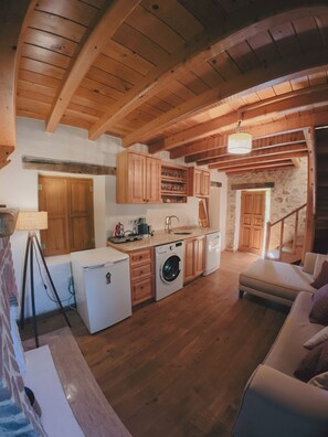 Traditional Duplex, Kitchen, Garden View | Interior - Bitez Tas Ev (Bodrum)