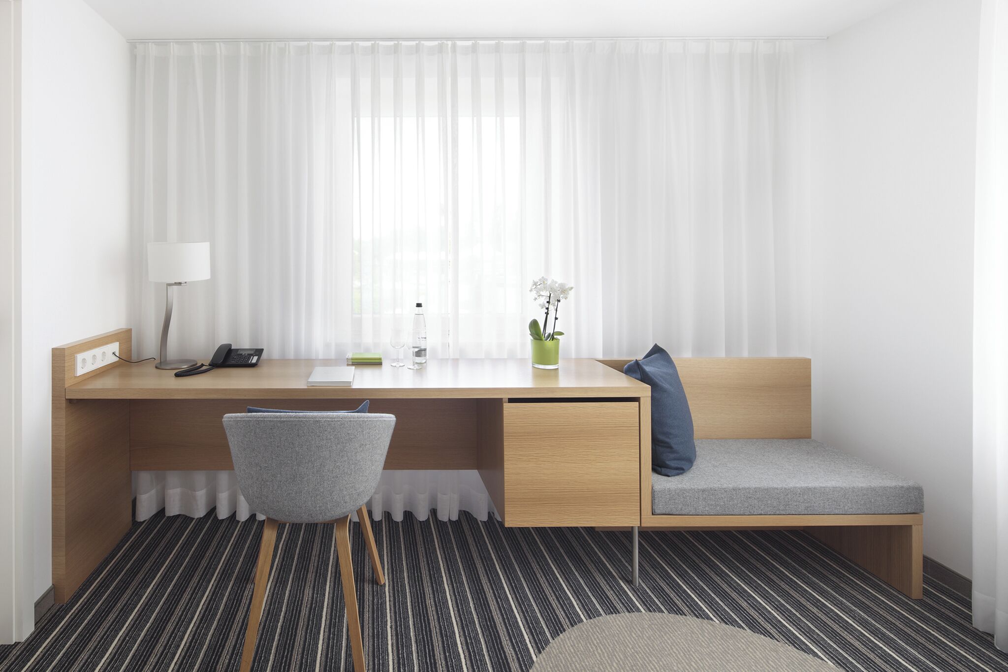 Sängtillbehör av högsta kvalitet, duntäcken och minibar