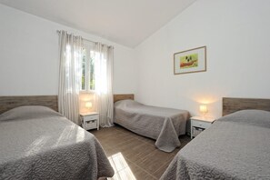 3 bedrooms, WiFi - Villa du Domaine 2bed sea view (Sari-Solenzara)