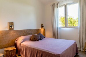 4 bedrooms, WiFi - Villa Superior "Casella" 3 bdrms seafront (Sari-Solenzara)