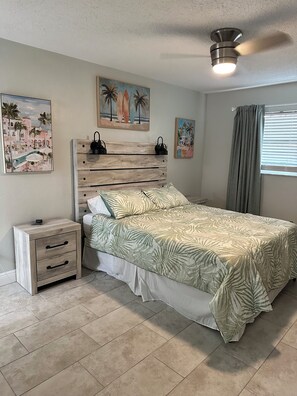 2 soverom, strykejern/-brett, wi-fi (inkludert) og sengetøy