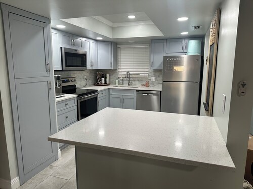 NEW TO MARKET! Completely remodeled, convenient to beach/downtown, walk 2 marina