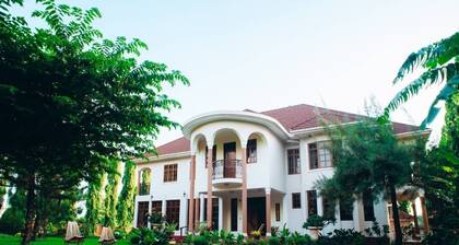 KILIMANJARO PAZURI VILLAS(KPV)