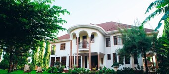 KILIMANJARO PAZURI VILLAS(KPV)