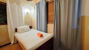 Nhà, 3 phòng ngủ, hút thuốc, ban công | 3 phòng ngủ 