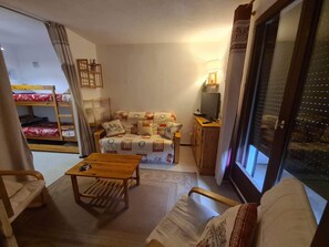 1 sovrum, strykjärn/strykbräda, resesäng och gratis wi-fi