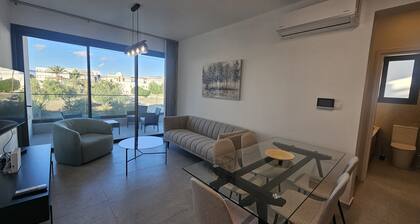 125 EGM 1 - Stay Engomi Gem 1