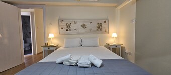 126 Nic- Stay Homiesuite Apartment