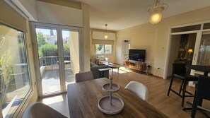 Apartment | 2 bedrooms - 126 Nic- Stay Homiesuite Apartment (Nicosia)