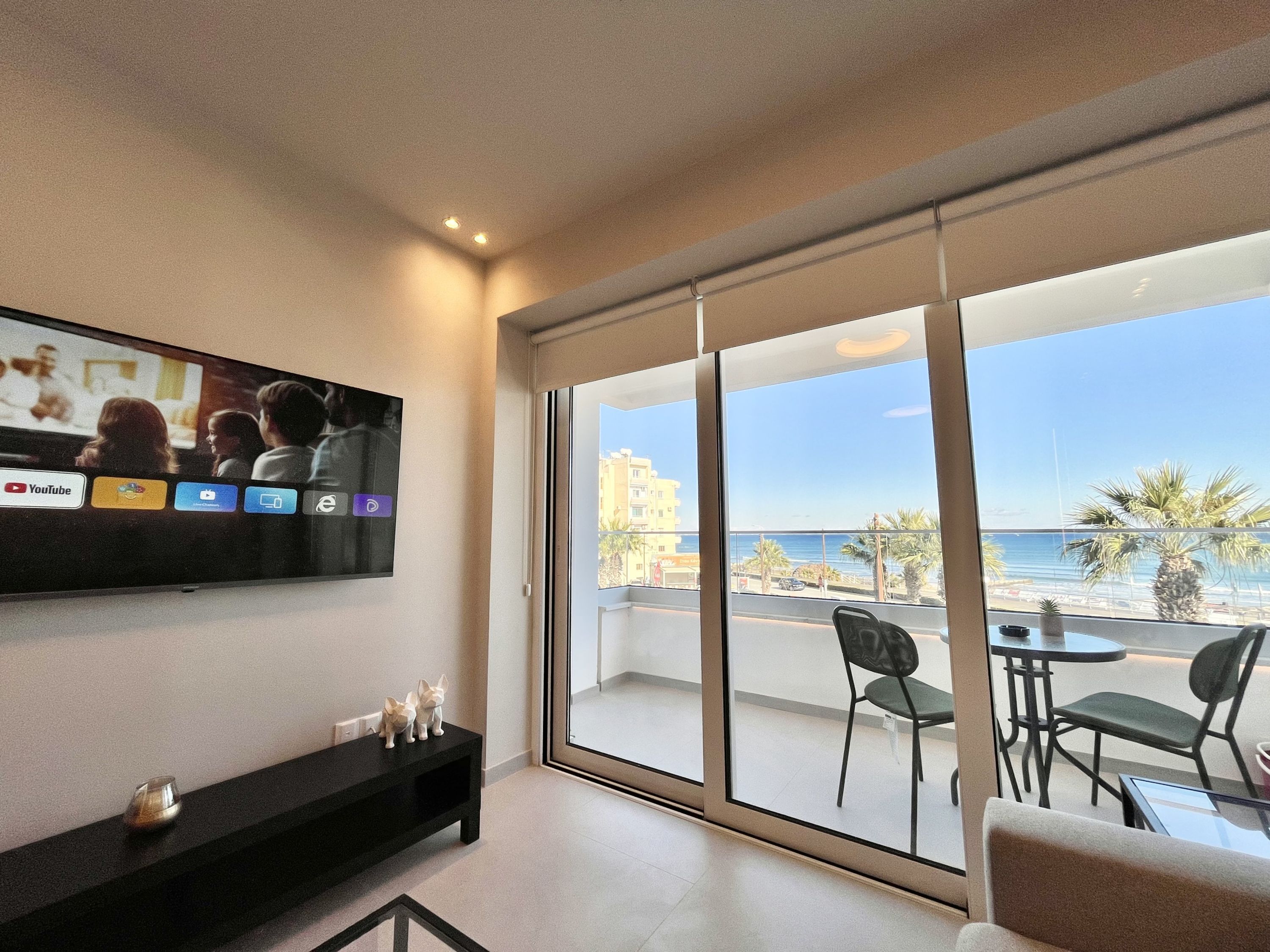 2 bedrooms