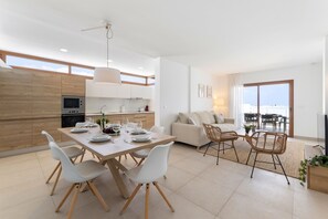 Dining - Villa Los Altos Alene 10B by Escape Home (Playa Blanca)