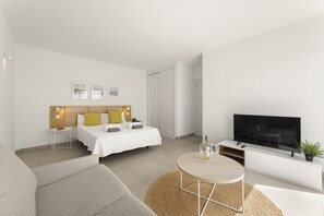 4 bedrooms, iron/ironing board, free WiFi, bed sheets - Villa Los Altos Anane 10A by Escape Home (Playa Blanca)