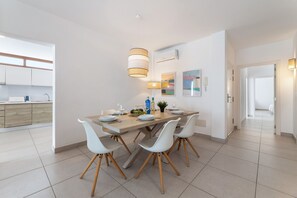 Dining - Villa Los Altos Nisa 3B by Escape Home (Playa Blanca)
